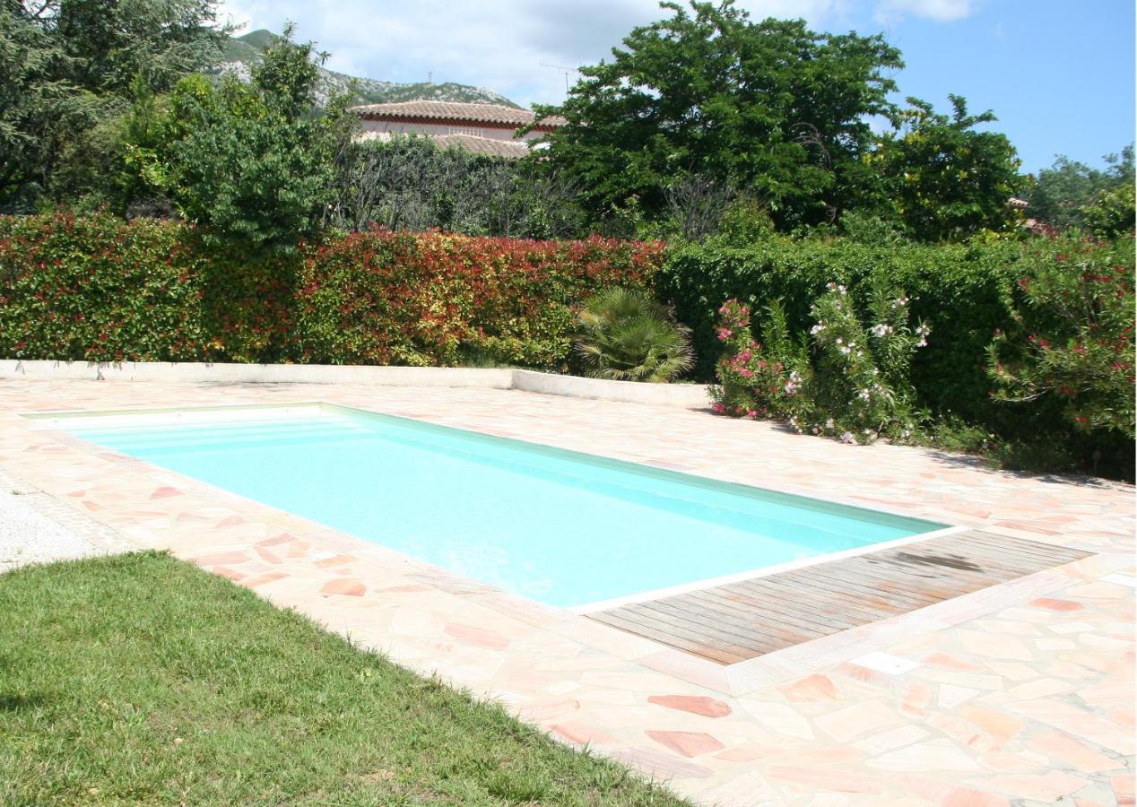 Studio Independant A La Villa Garlaban 3 Etoiles Gemenos Exterior photo